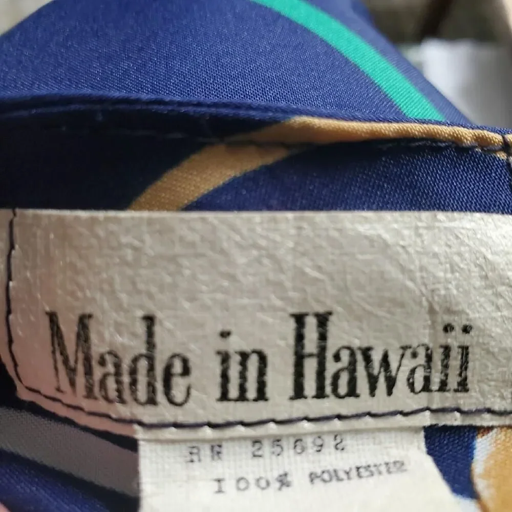 Vintage Womens Made in Hawaii A-line dress Blue floral peek a boo back SZ 13